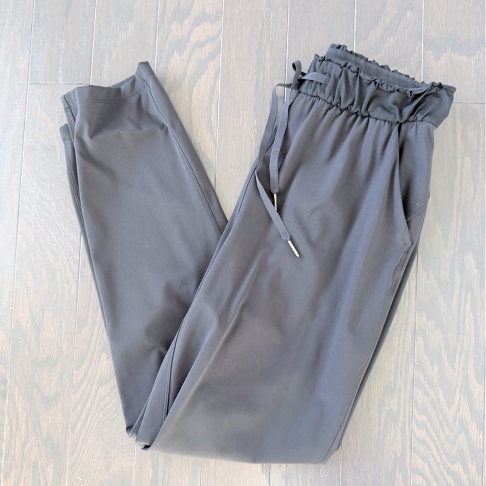 lululemon athletica Black Keep Moving 7/8 Pants - Picture 3 of 4